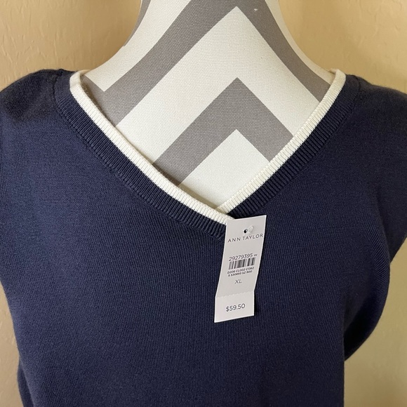 Ann Taylor Sleeveless Sweater - Picture 4 of 6